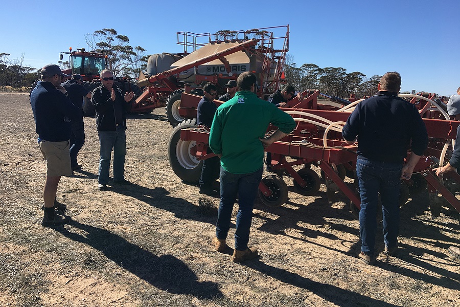 Growers look on Quantum Drill